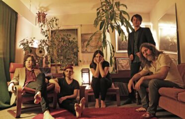 Afbeelding voor Black Mountain