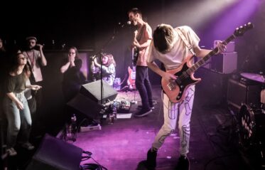 Afbeelding voor Louwie + Juan y Jenzel + Otto of Thorns e.a.