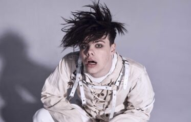 Afbeelding voor Yungblud + Carlie Hanson