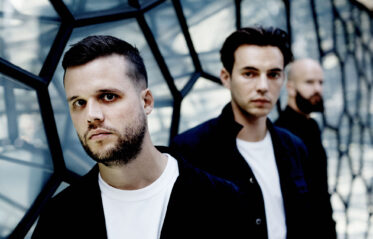 Afbeelding voor White Lies + Boniface