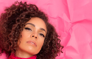 Afbeelding voor Andreya Triana + Gita Buhari