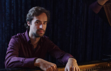 Afbeelding voor Fiber Pianist speelt House Classix