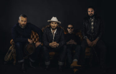 Afbeelding voor Black Bottle Riot