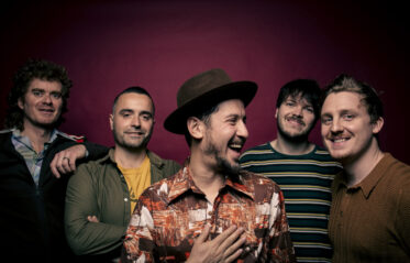 Afbeelding voor Mamas Gun