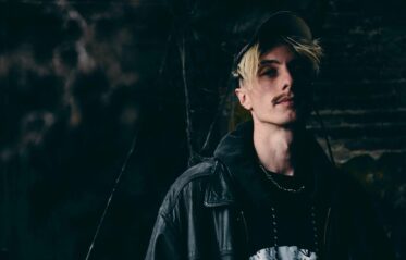 Afbeelding voor The Haunted Youth