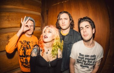 Frankie and the Witch Fingers