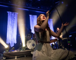 Festival Logo Kalandra + Lili Refrain