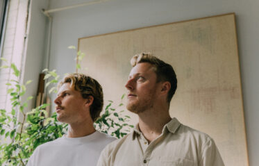 Afbeelding voor Hollow Coves