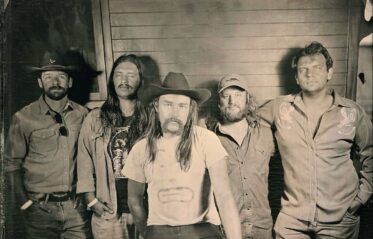 Hank IV and the Strange Band
