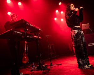 Festival Logo Isabèl Usher