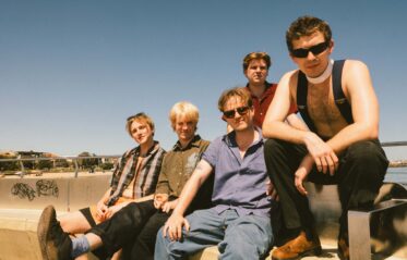 Persfoto van de band shame