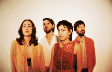 Afbeelding voor Derya Yildirim & Grup Simsek