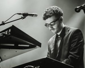 Festival Logo YĪN YĪN