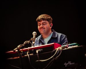 Festival Logo Tide Lines