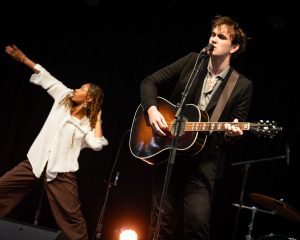 Festival Logo Heather Nova