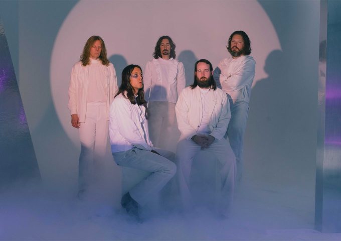 Afbeelding voor Hällas + Earth Tongue